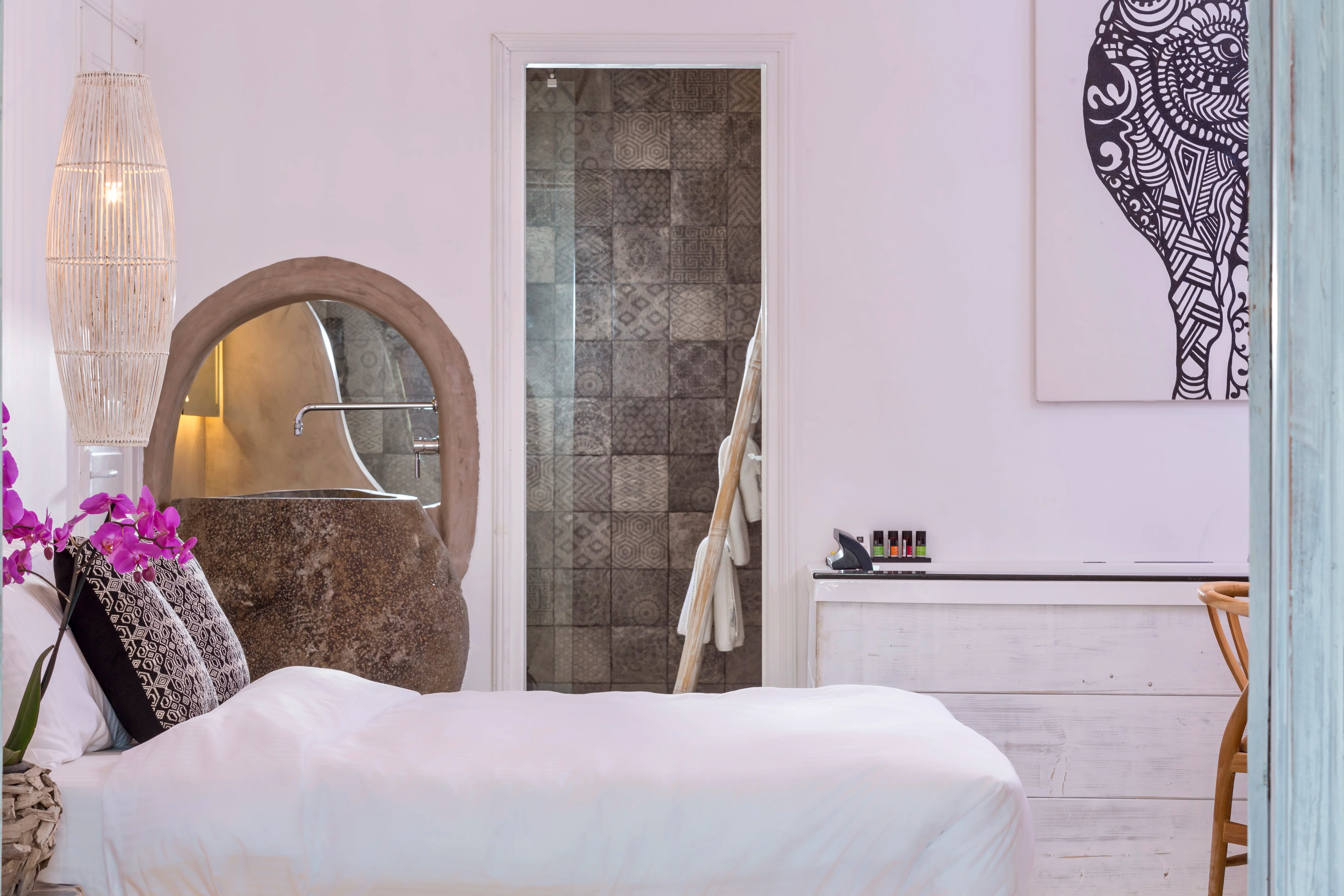 DELUXE SEA VIEW — Hippie Chic Hotel Mykonos